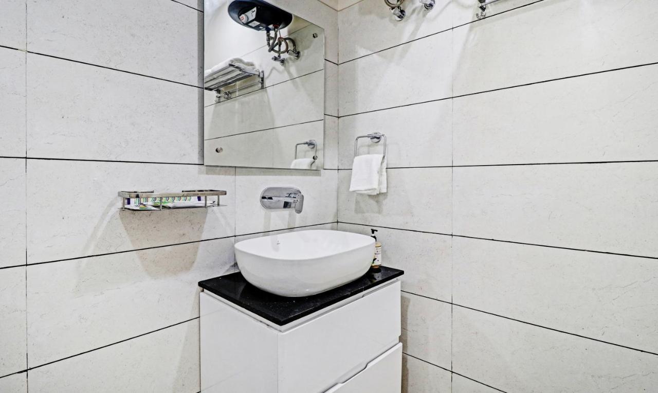 Treebo Kamron Regency Sector 80 Hotel Mohali Ngoại thất bức ảnh