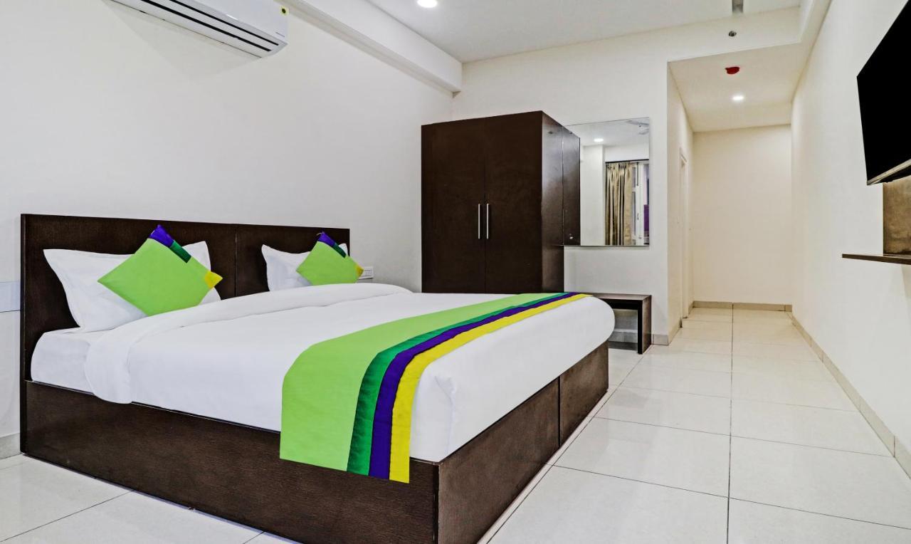 Treebo Kamron Regency Sector 80 Hotel Mohali Ngoại thất bức ảnh